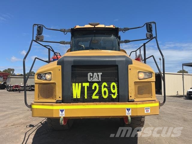 CAT 745 Autocisterne