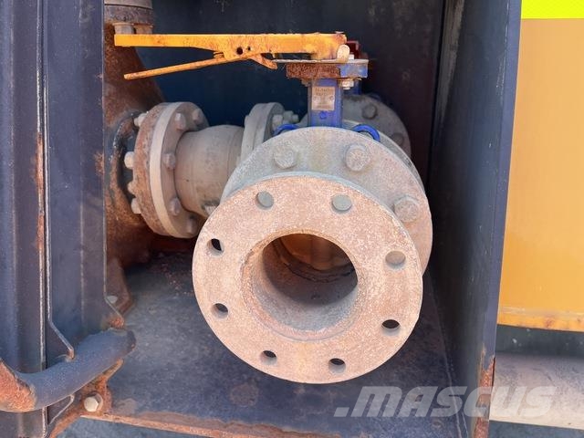 CAT 745 Autocisterne