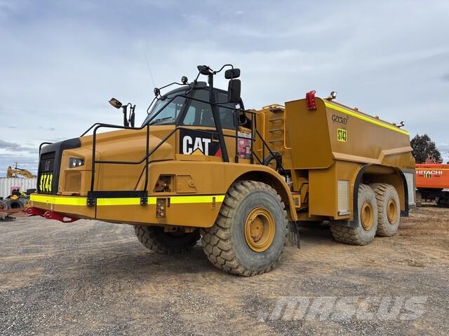 CAT 745C شاحنات ذات صهاريج