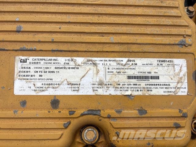 CAT 745C شاحنات ذات صهاريج