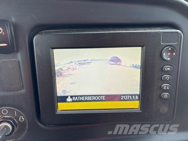 CAT 745C شاحنات ذات صهاريج