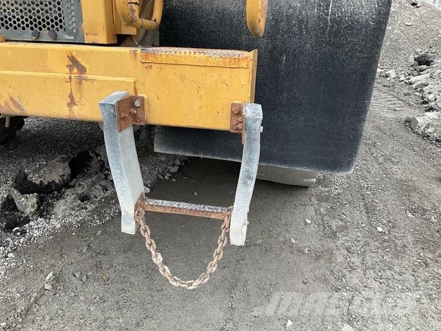 CAT 771D Knik dumptrucks