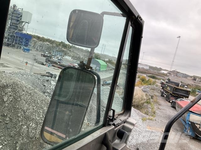 CAT 771D Knik dumptrucks