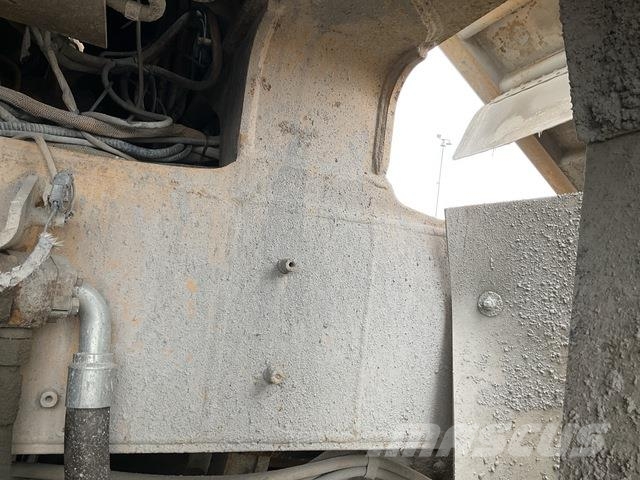 CAT 771D Knik dumptrucks