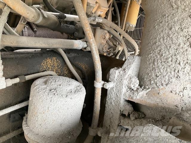 CAT 771D Knik dumptrucks