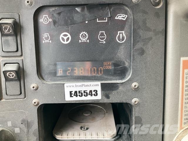 CAT 771D Knik dumptrucks