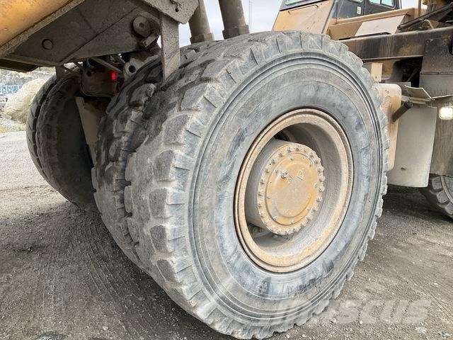 CAT 771D Knik dumptrucks
