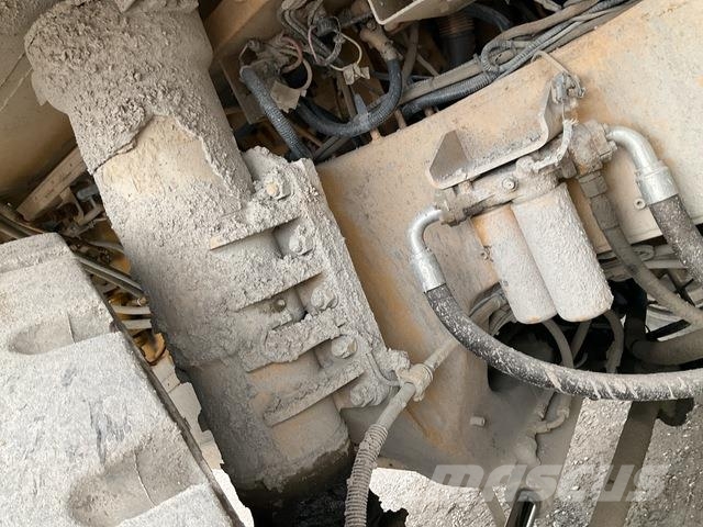 CAT 771D Knik dumptrucks