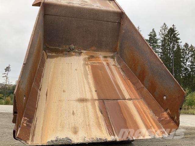 CAT 771D Knik dumptrucks