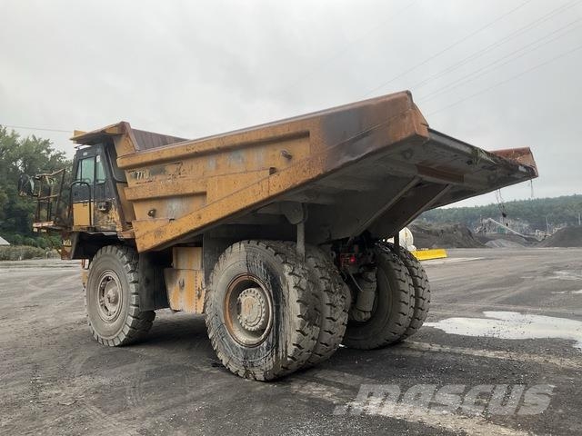 CAT 771D 鉸接式起吊車