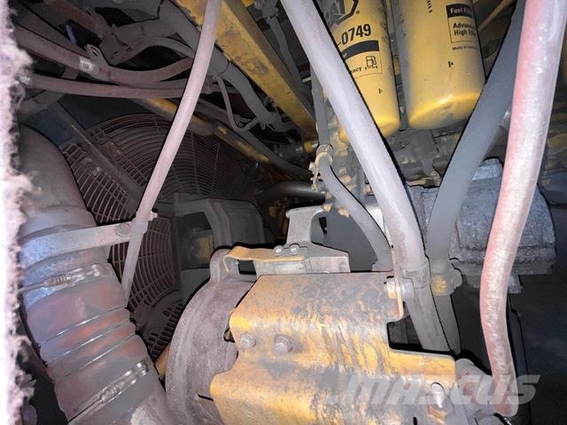 CAT 772G Σπαστό Dump Truck ADT