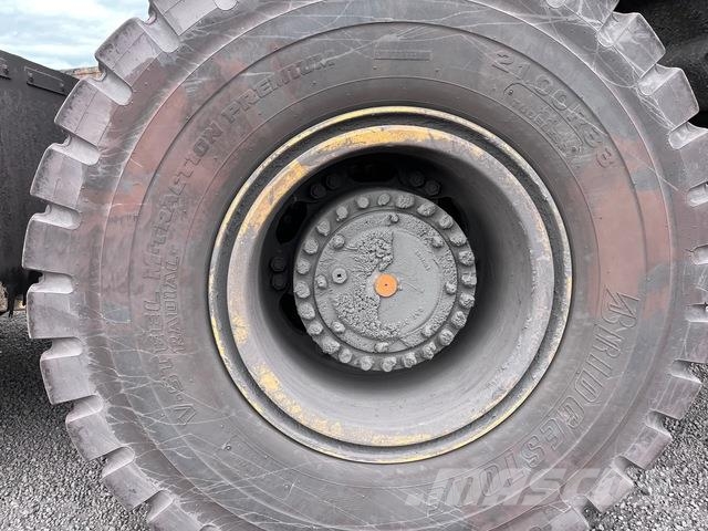 CAT 772G Σπαστό Dump Truck ADT