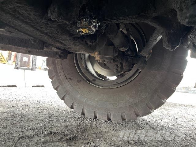 CAT 772G Σπαστό Dump Truck ADT