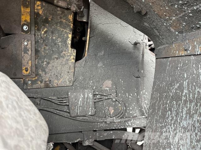 CAT 772G Σπαστό Dump Truck ADT