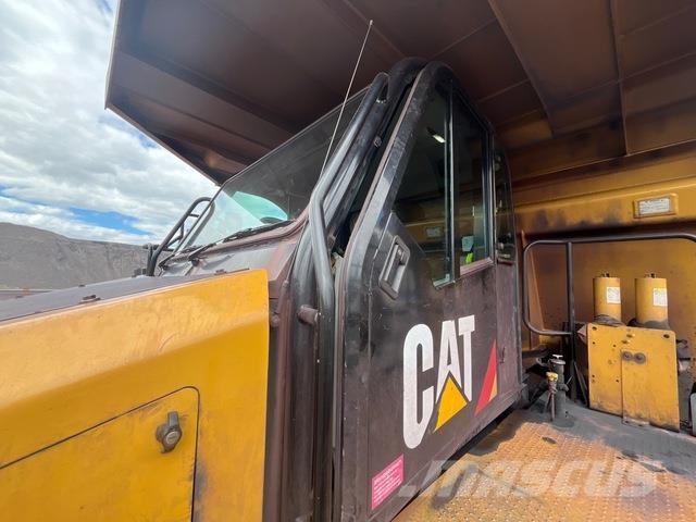 CAT 772G Σπαστό Dump Truck ADT