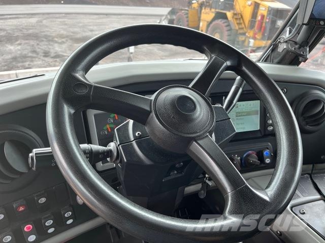 CAT 772G Σπαστό Dump Truck ADT