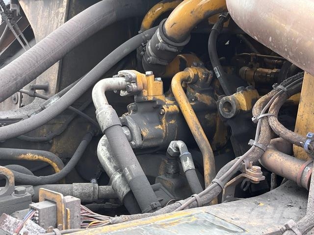 CAT 772G Σπαστό Dump Truck ADT
