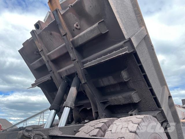 CAT 772G Σπαστό Dump Truck ADT