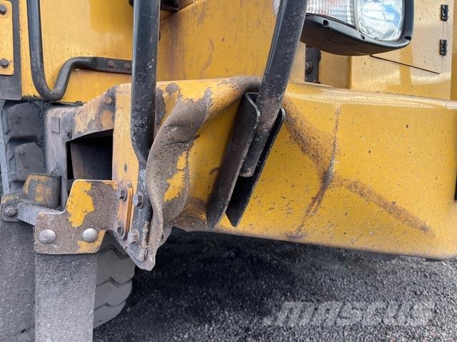 CAT 772G Σπαστό Dump Truck ADT