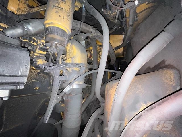 CAT 772G Σπαστό Dump Truck ADT