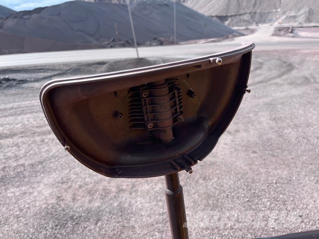CAT 772G Σπαστό Dump Truck ADT