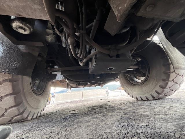 CAT 772G Σπαστό Dump Truck ADT