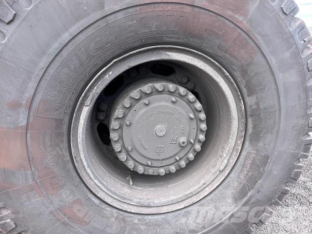 CAT 772G Σπαστό Dump Truck ADT