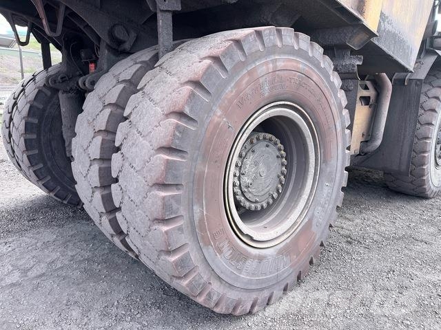 CAT 772G Σπαστό Dump Truck ADT