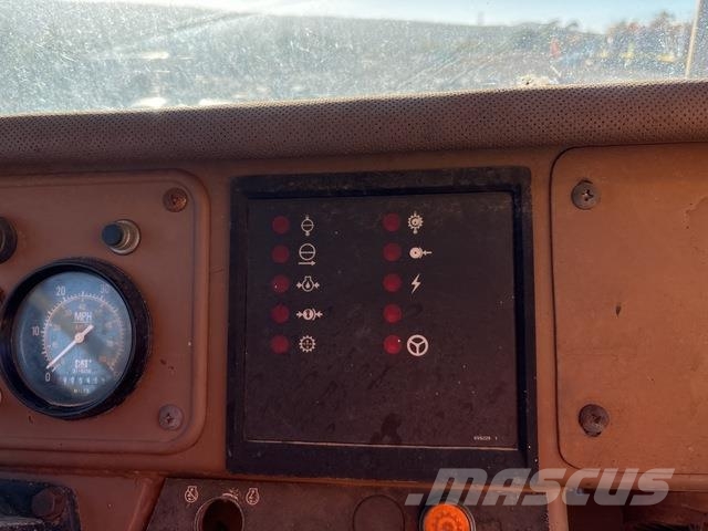 CAT 773B Kamioni cisterne