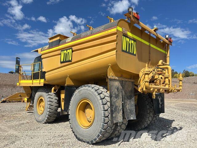 CAT 773F Water bowser