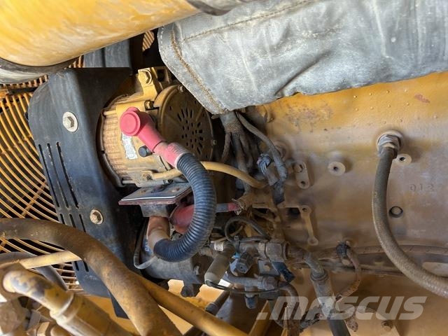CAT 773F Water bowser