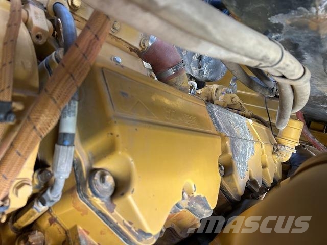CAT 773F Water bowser