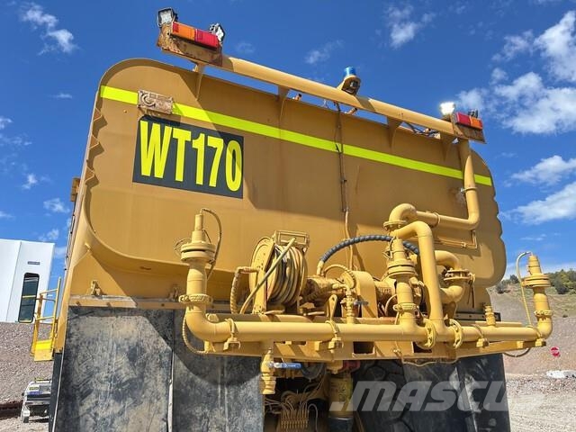 CAT 773F Water bowser