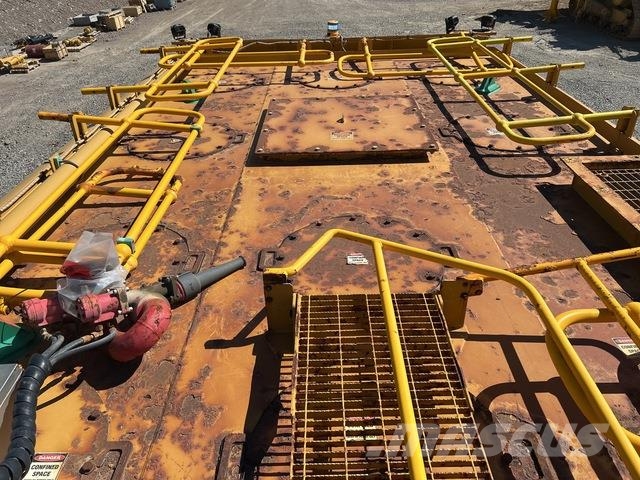 CAT 773F Water bowser