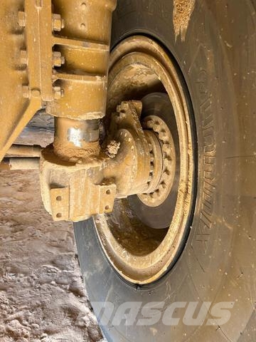 CAT 775D Zglobni demperi