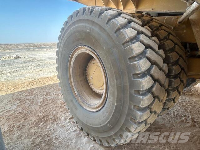 CAT 775D Zglobni demperi