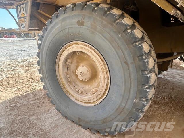 CAT 775D Zglobni demperi