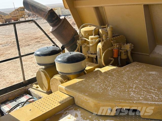 CAT 775E Dumpers articolati