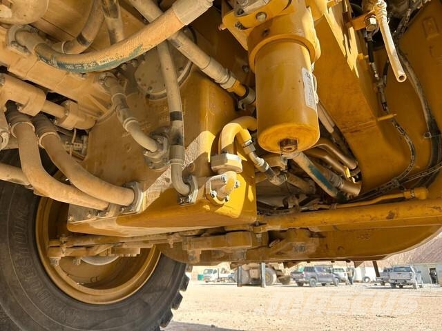 CAT 777 Σπαστό Dump Truck ADT