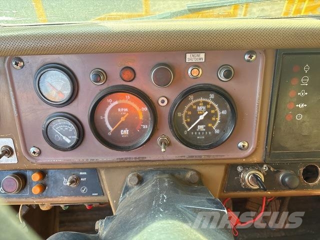 CAT 777B 铰接式自卸车