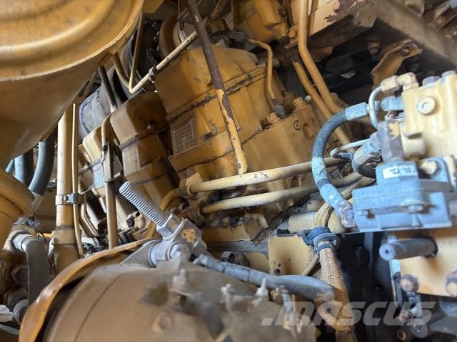 CAT 777B 铰接式自卸车