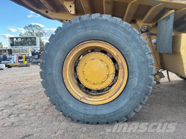 CAT 777B 铰接式自卸车