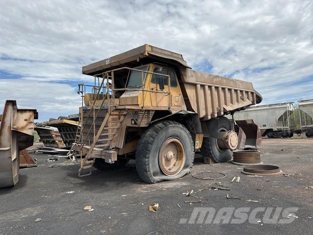 CAT 777B Belden kirma kaya kamyonu