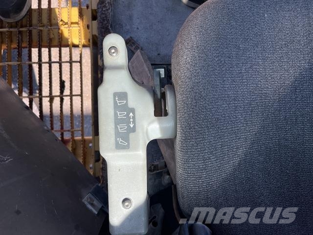 CAT 777D 연결식 홀러