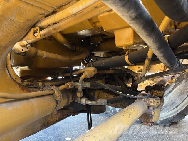 CAT 777D 연결식 홀러