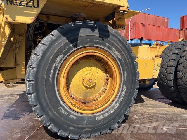 CAT 777D 연결식 홀러