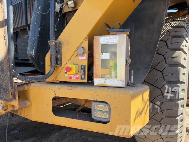 CAT 777F Midjestyrd dumper