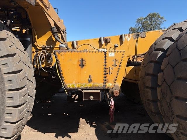 CAT 777F Midjestyrd dumper