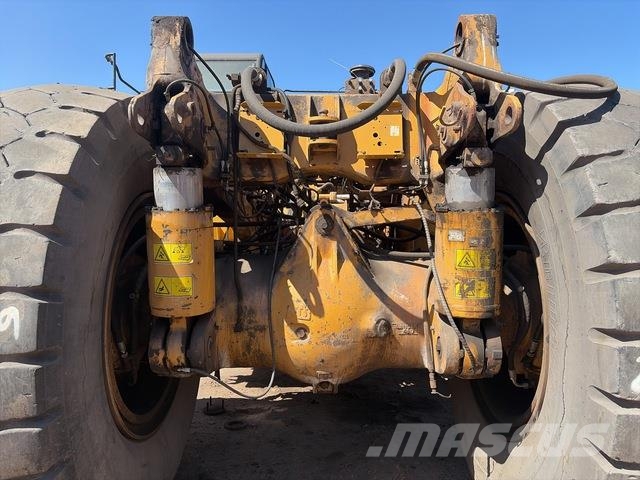 CAT 777F Midjestyrd dumper