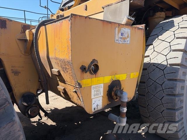 CAT 777F Midjestyrd dumper